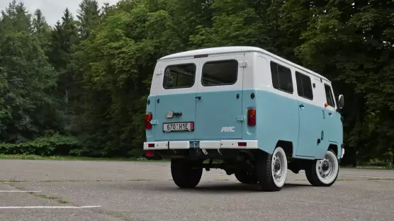 UAZ 3962 Medical Van