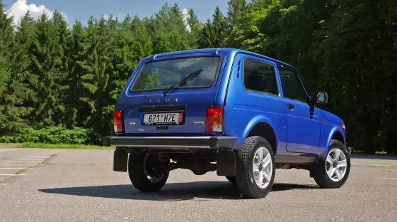 Lada Niva Legend