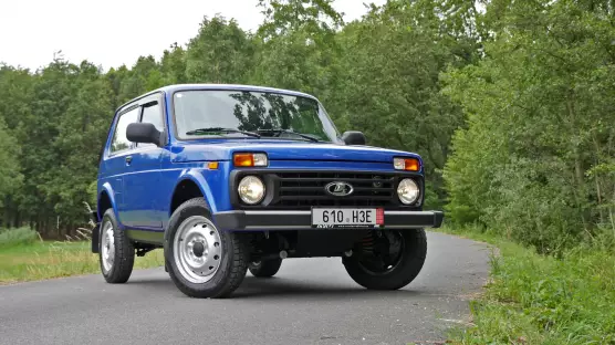 Lada Niva Legend