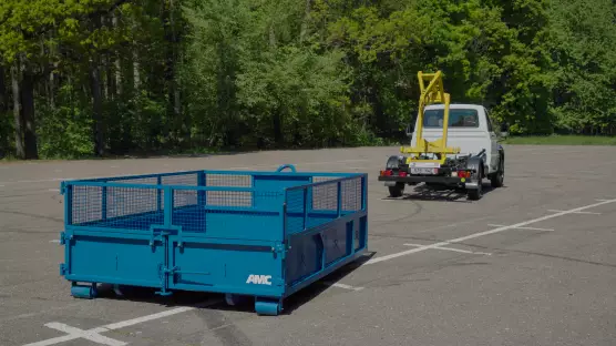 UAZ 23602 Profi Singlecab kontejner