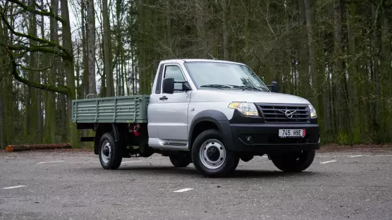 UAZ 23602 Profi Singlecab valník