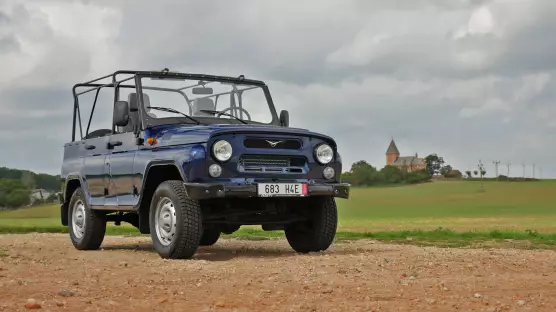 UAZ 2924 Hunter