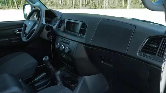 UAZ 23632 Profi Doublecab kontejner