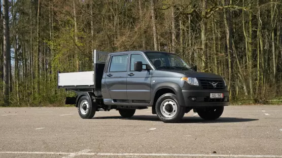 UAZ 23632 Profi Doublecab Tipper
