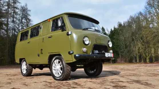 UAZ 3962 Medical Van