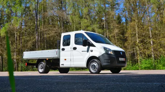 GAZ GAZelle NEXT Doublecab Long valník