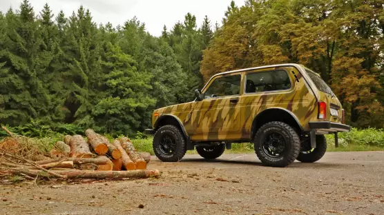 Lada Niva Legend Bronto