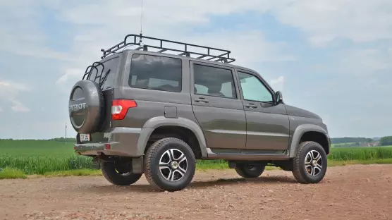 UAZ 3163 Patriot