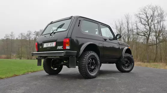 Lada Niva Legend Bronto