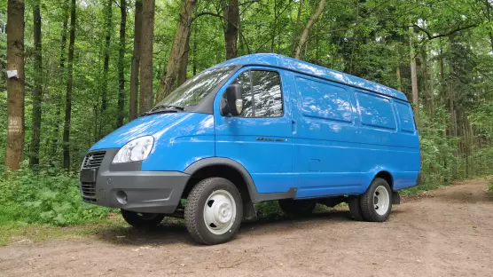 GAZ GAZelle 4x4 27057 Furgon