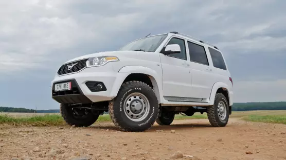 UAZ 3163 Patriot