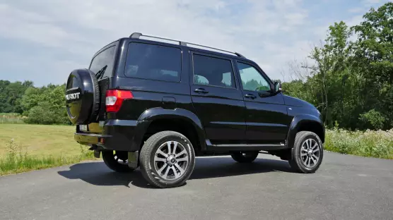 UAZ 3163 Patriot