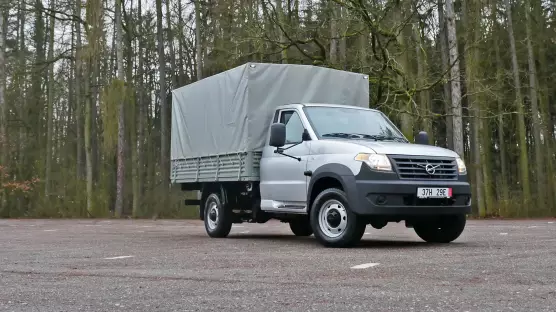 UAZ 23602 Profi Singlecab valník