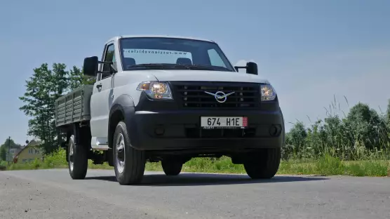 UAZ 23602 Profi Singlecab valník