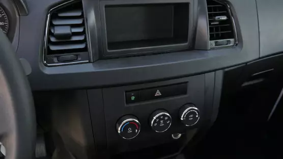 UAZ 23602 Profi Singlecab valník