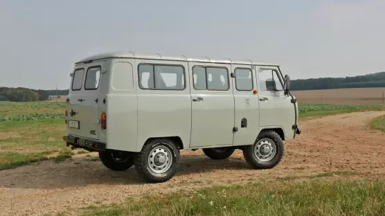 UAZ 2206 Country Van SG