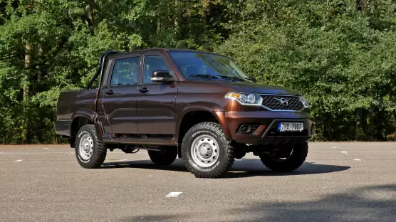 UAZ 2363 Pickup AT