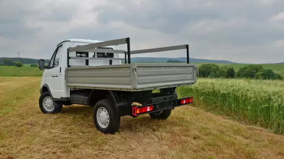 GAZ Sobol 4x4 23107 valník