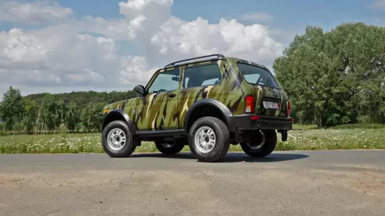 Lada Niva Legend Bronto