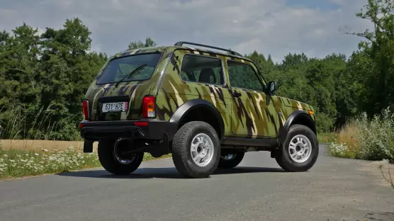 Lada Niva Legend Bronto