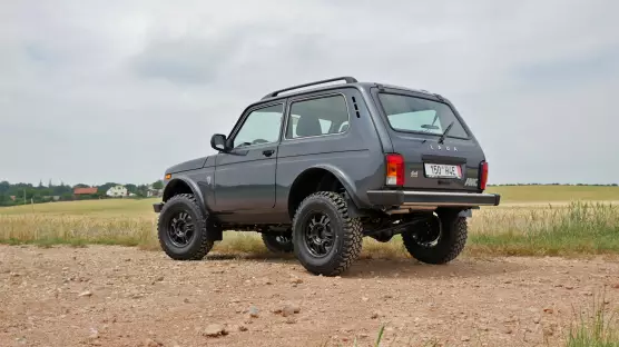 Lada Niva Legend Bronto