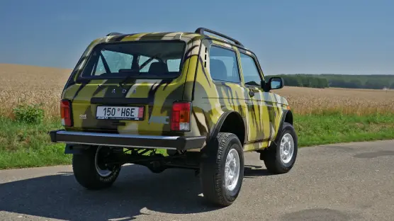 Lada Niva Legend Bronto