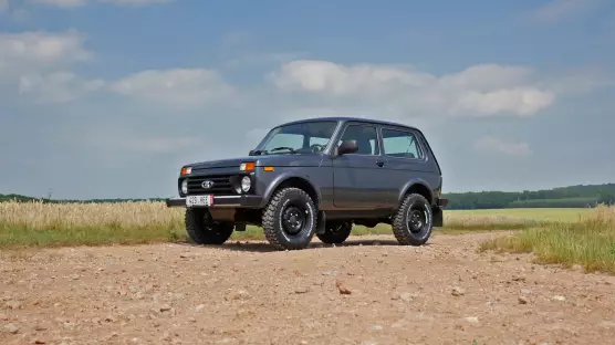 Lada Niva Legend