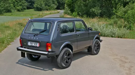 Lada Niva Legend